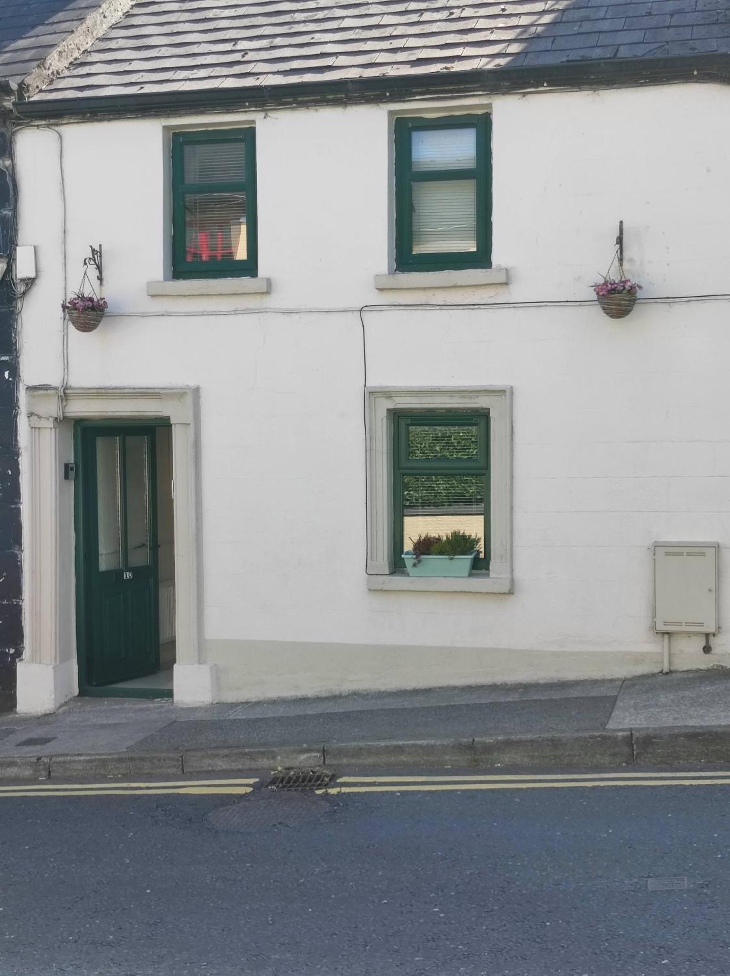 Bernie'S Place Castlebar Kültér fotó